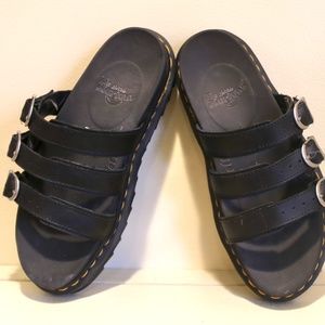 DR MARTEN'S SANDALS.